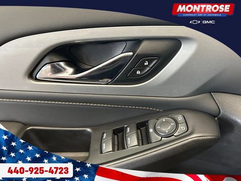 Used 2021 Chevrolet Traverse LT AWD/4WD image 10