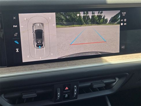 Used 2025 Porsche Cayenne S image 21