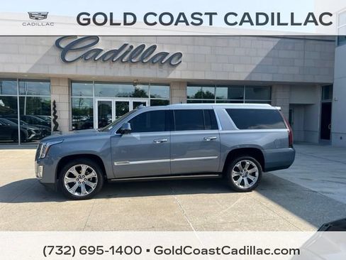 Used 2016 Cadillac Escalade ESV Premium AWD/4WD image 2