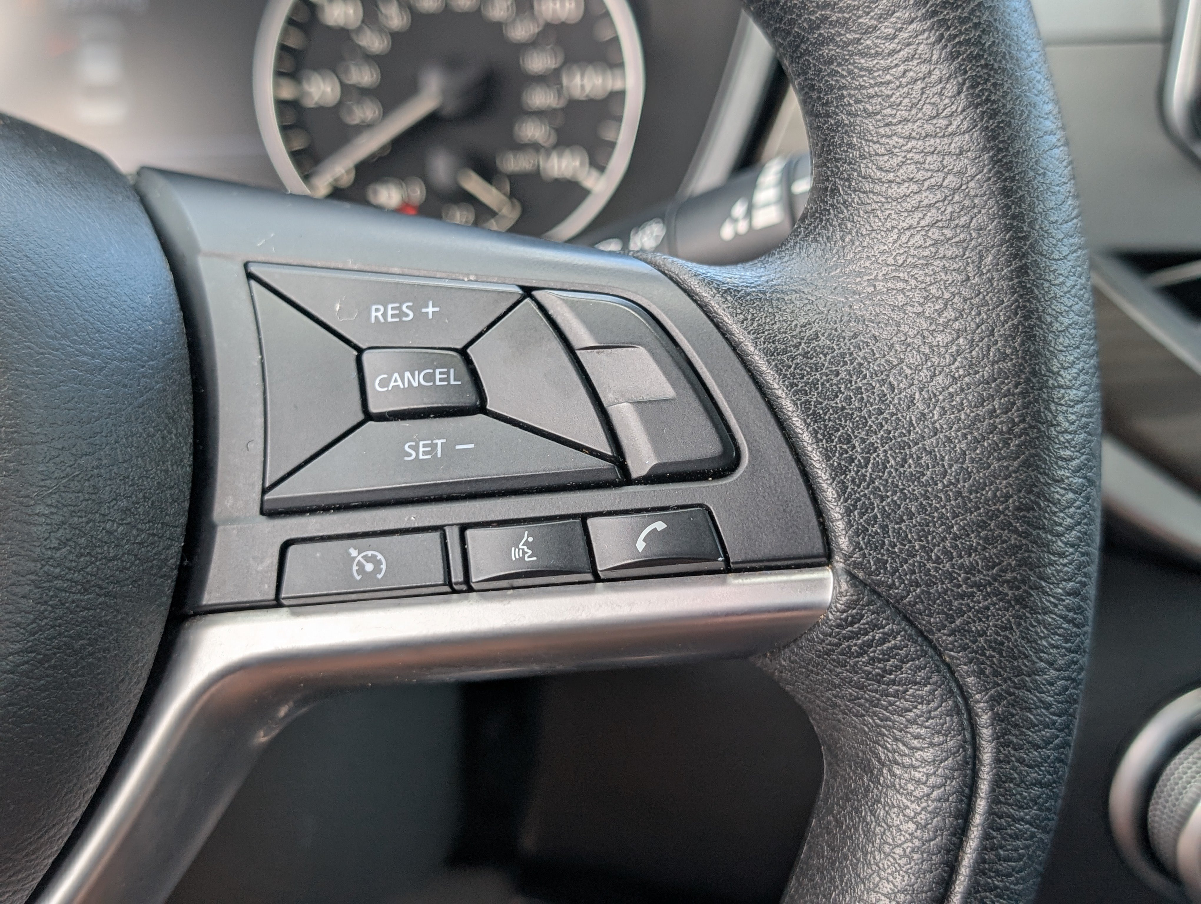 Used 2024 Nissan Altima 2.5 SV FWD image 22