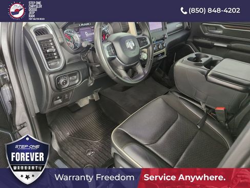 Used 2022 RAM 1500 Laramie AWD/4WD image 11