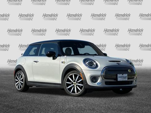 Used 2021 MINI Cooper SE w/ 8.8" Touchscreen Nav Package image 2