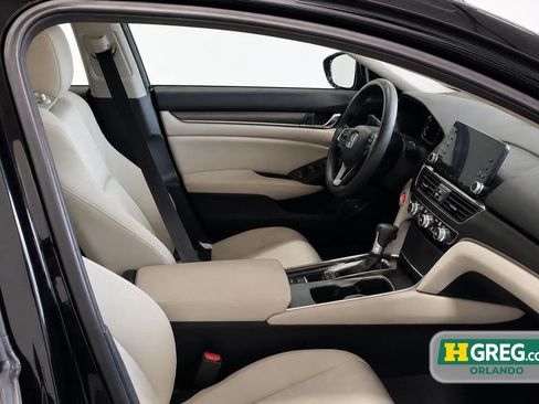 Used 2018 Honda Accord LX image 8