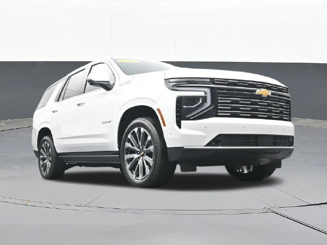 Used 2025 Chevrolet Tahoe High Country AWD/4WD image 56