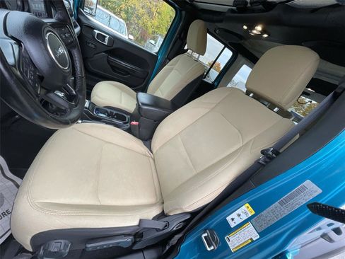 Used 2020 Jeep Wrangler Unlimited Sport image 14