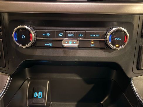 Used 2022 Ford F150 XLT w/ Equipment Group 301A Mid image 25