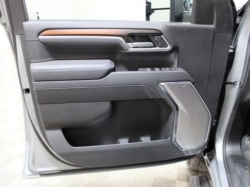 New 2026 GMC Sierra 2500 Denali w/ Denali Reserve Package image 18