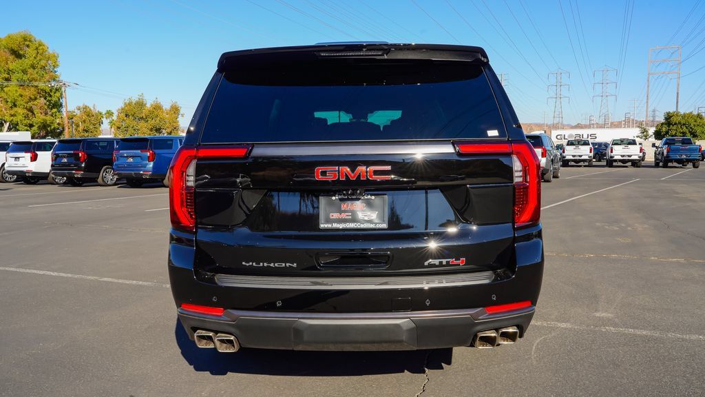New 2026 GMC Yukon XL AT4 Ultimate AWD/4WD image 8