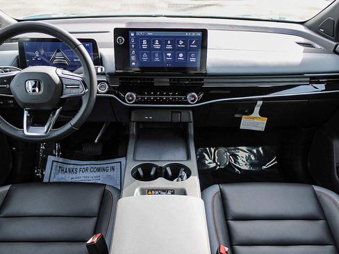 Certified 2026 Honda Prologue Touring image 12