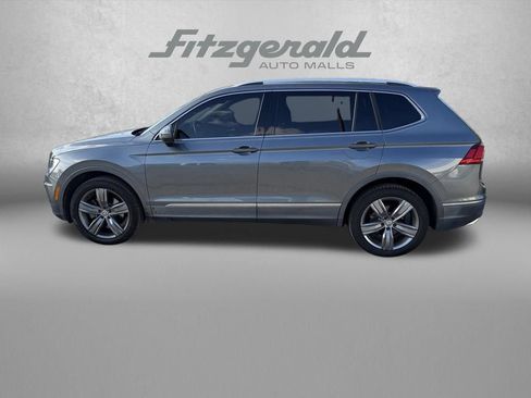 Used 2020 Volkswagen Tiguan SEL w/ 3rd Row Seat Package AWD/4WD image 2
