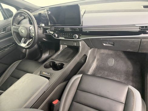 Used 2024 Honda Prologue Touring image 11