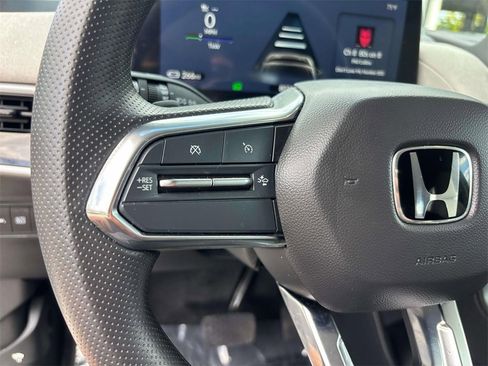 Used 2024 Honda Prologue EX image 18