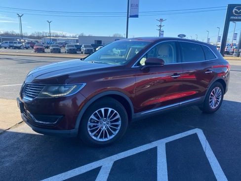 Used 2016 Lincoln MKX Select w/ Climate Package image 3
