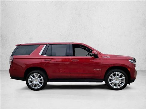Used 2022 Chevrolet Tahoe High Country w/ Premium Package AWD/4WD image 4