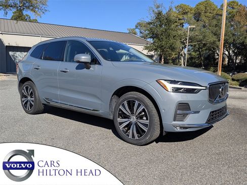 Certified 2023 Volvo XC60 B5 Plus w/ Climate Package image 1