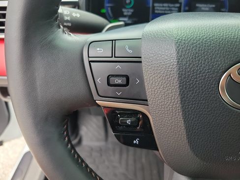 Used 2025 Toyota Camry XSE FWD image 20