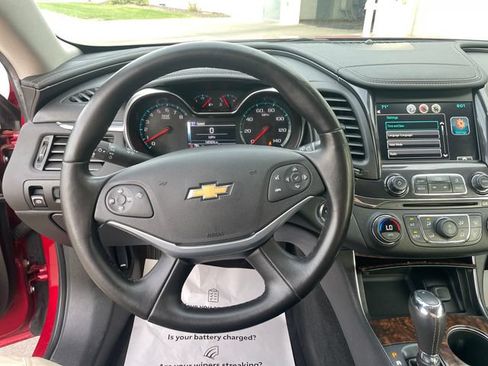 Used 2014 Chevrolet Impala LTZ FWD image 14