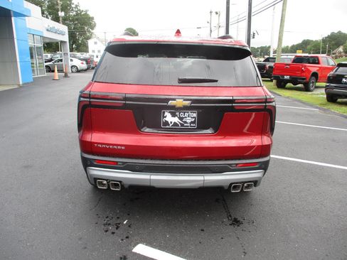 New 2026 Chevrolet Traverse LT w/ Driver Confidence Package image 4