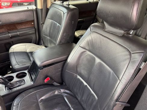 Used 2018 Ford Flex Limited AWD/4WD image 12