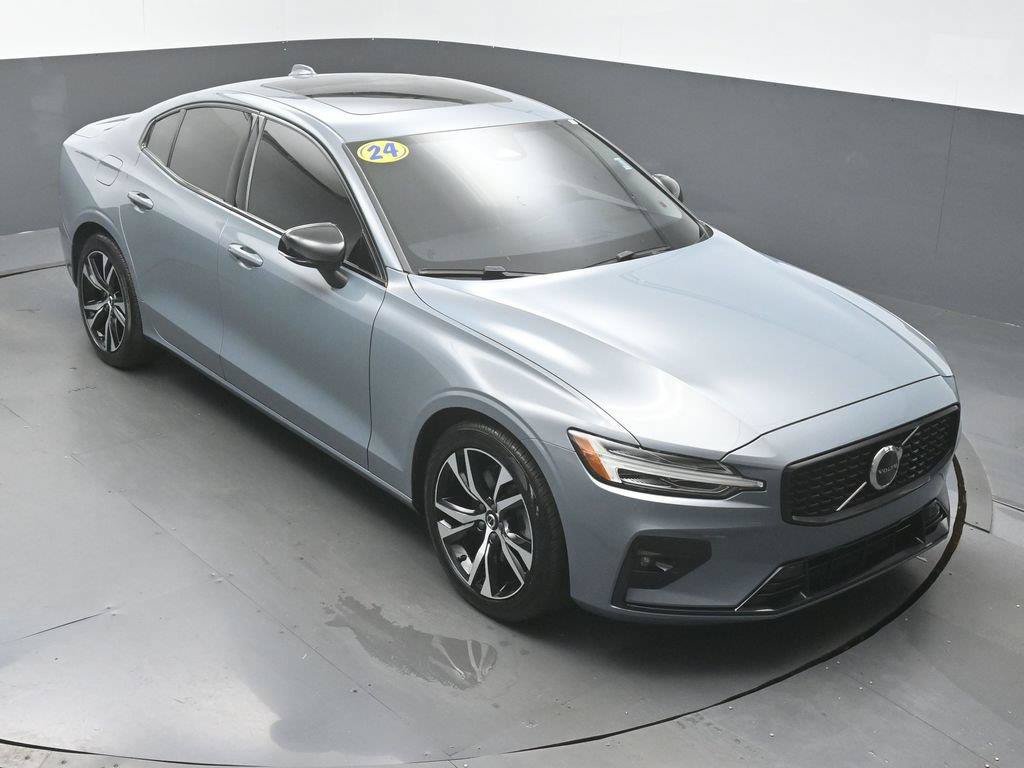 Used 2024 Volvo S60 B5 Core FWD image 40