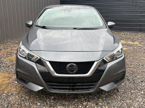 Used 2021 Nissan Versa SV FWD image 2