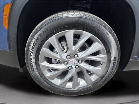 Used 2025 Buick Enclave Preferred FWD image 35