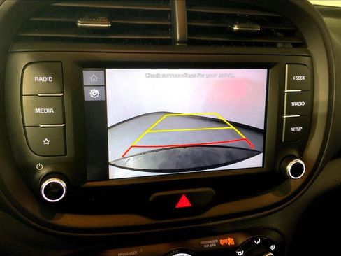 Certified 2025 Kia Soul LX image 21