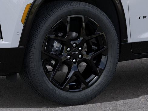 New 2026 Chevrolet Traverse RS w/ LPO, Floor Liner Package image 9