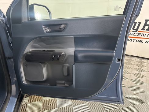 Used 2024 Ford Maverick Lariat w/ Black Appearance Package image 26