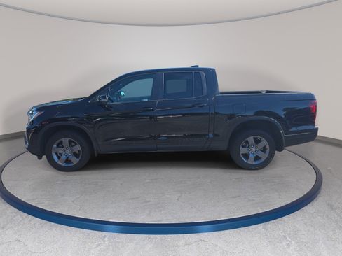 Used 2024 Honda Ridgeline TrailSport image 8
