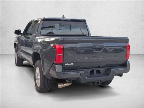 Used 2025 Toyota Tacoma SR5 w/ SR5 Upgrade Package AWD/4WD image 7
