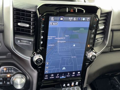 Used 2023 RAM 1500 Laramie image 20