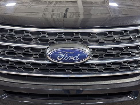 Certified 2023 Ford Explorer XLT w/ Equipment Group 202A AWD/4WD image 12