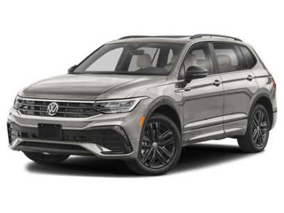 Certified 2023 Volkswagen Tiguan SE R-Line
