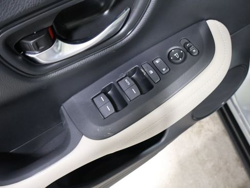 New 2026 Honda HR-V LX image 13