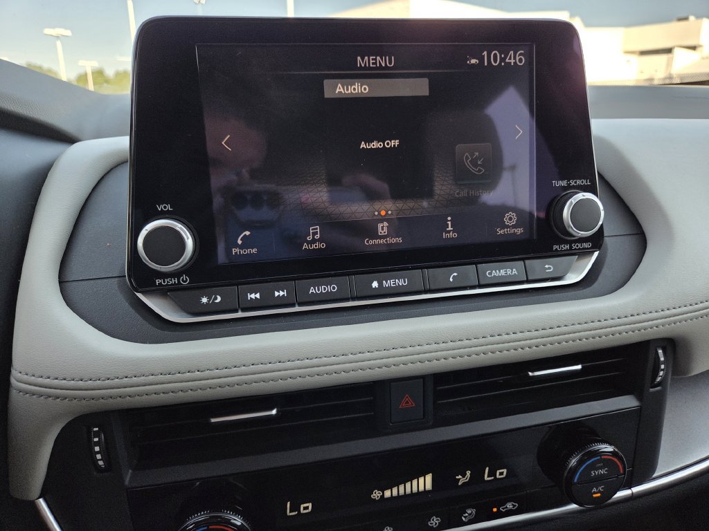 Used 2023 Nissan Rogue SV AWD/4WD image 11