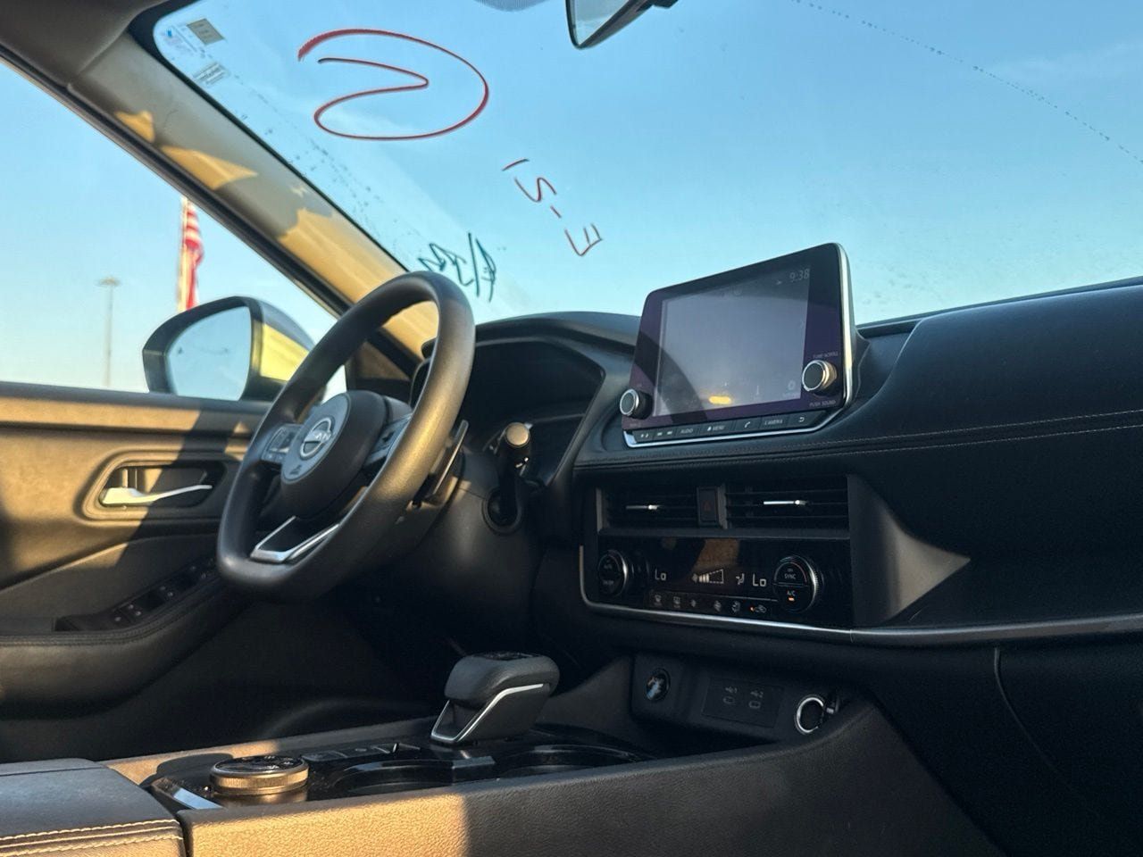 Certified 2024 Nissan Rogue SV AWD/4WD image 24