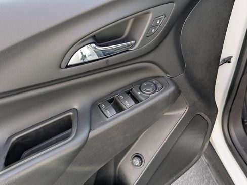 Used 2024 Chevrolet Equinox LT w/ LPO, Floor Liner Package image 12