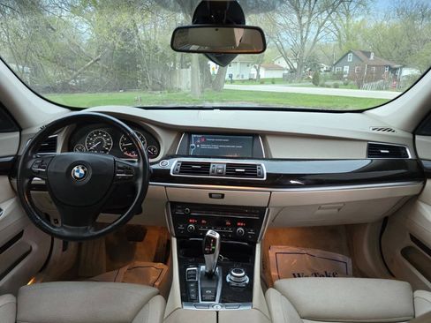 Used 2011 BMW 550i Gran Turismo xDrive w/ Active Ventilated Seat Pkg AWD/4WD image 10