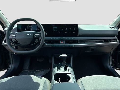 New 2026 Kia K4 LXS image 3