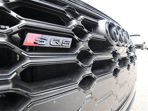 Used 2024 Audi SQ5 Premium Plus image 30