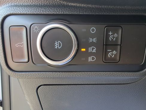 New 2025 Ford Explorer Active w/ Active Comfort Package image 18