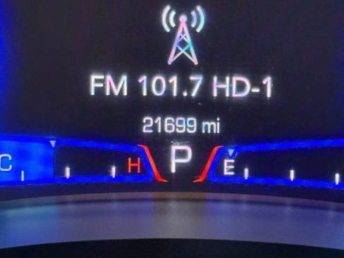 Used 2022 Chrysler 300 Touring L w/ Safetytec Plus Group image 19