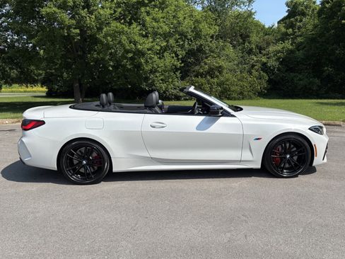 Used 2022 BMW M440i Convertible RWD image 8