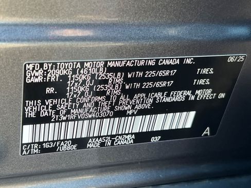 Used 2025 Toyota RAV4 XLE FWD image 34