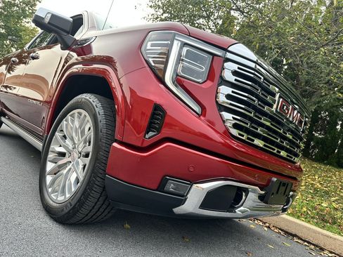 Used 2022 GMC Sierra 1500 Denali w/ Denali Reserve Package AWD/4WD image 76