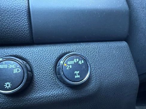 Used 2020 Chevrolet Colorado LT image 39