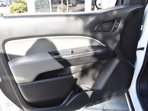 Used 2020 Chevrolet Colorado W/T image 22