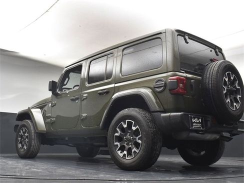 Used 2024 Jeep Wrangler Sahara w/ Technology Group image 35