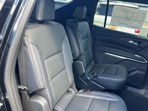 New 2026 Chevrolet Traverse LT w/ Driver Confidence Package AWD/4WD image 15